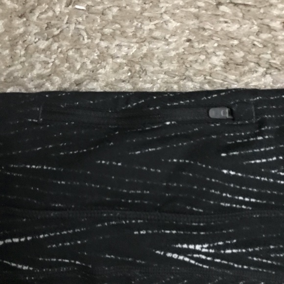 NWT Nike Dri-Fit running crops - Picture 5 of 7